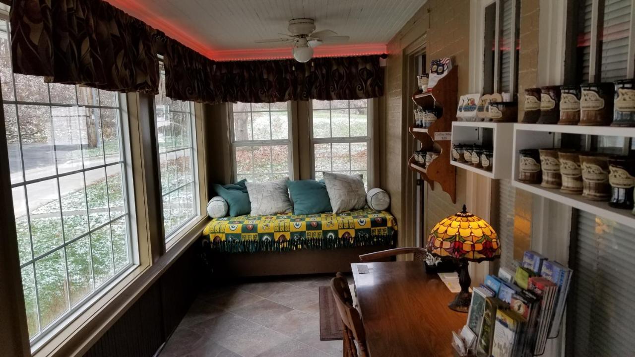 הוילה Marquette Trickling Waters Retreat מראה חיצוני תמונה