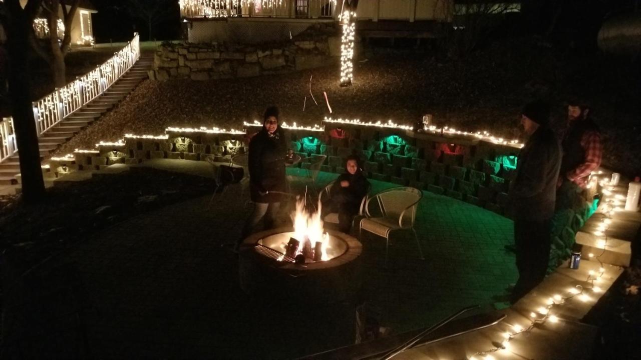 הוילה Marquette Trickling Waters Retreat מראה חיצוני תמונה